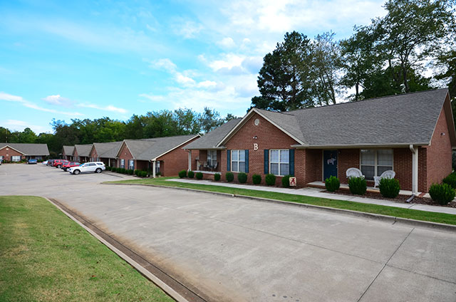 Canterbury Square Florence AL Apartments - Rent The Shoals